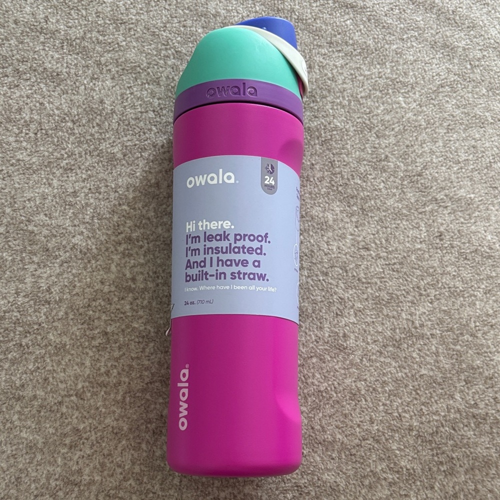 Owala Shocking Grape - Insulated Water Bottle with Straw